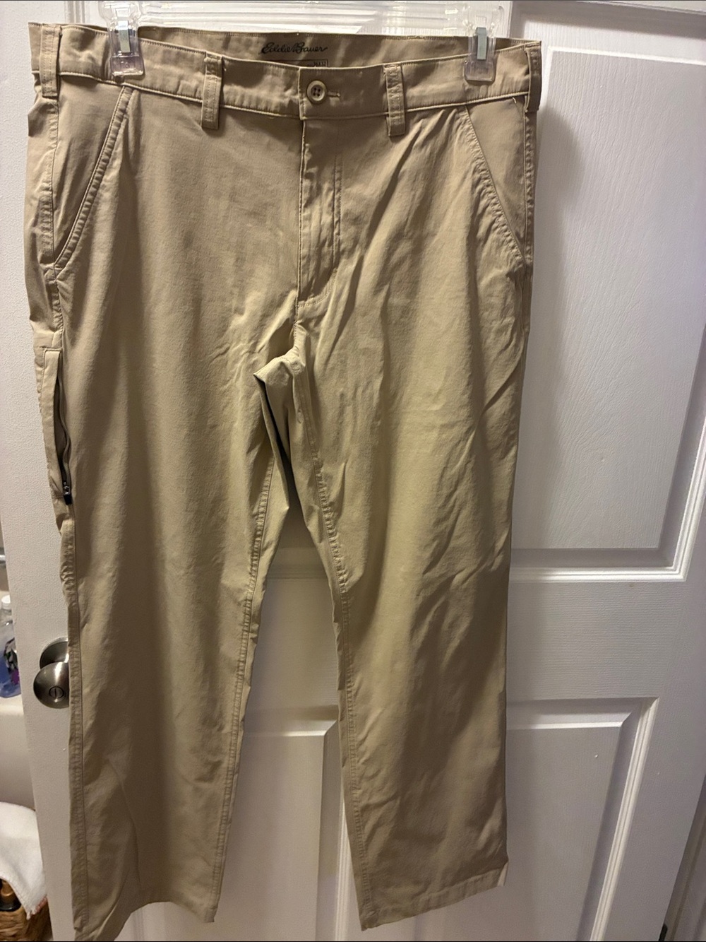 Eddie Bauer Men's Tan Chinos - Straight Leg Khaki Classic Work wear w/belt loops